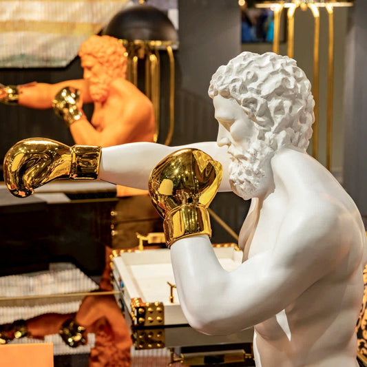 STATUA BOXER ETHAN CHLOE | in resina e marmo | 33x56x56cm