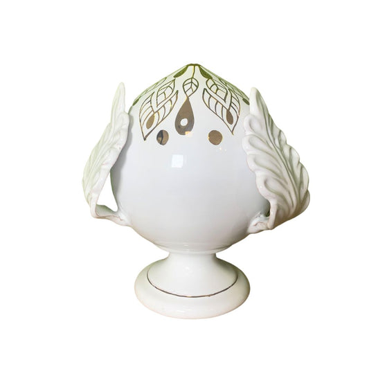 DEMETRA | Pumo a tre foglie con decoro in oro zecchino