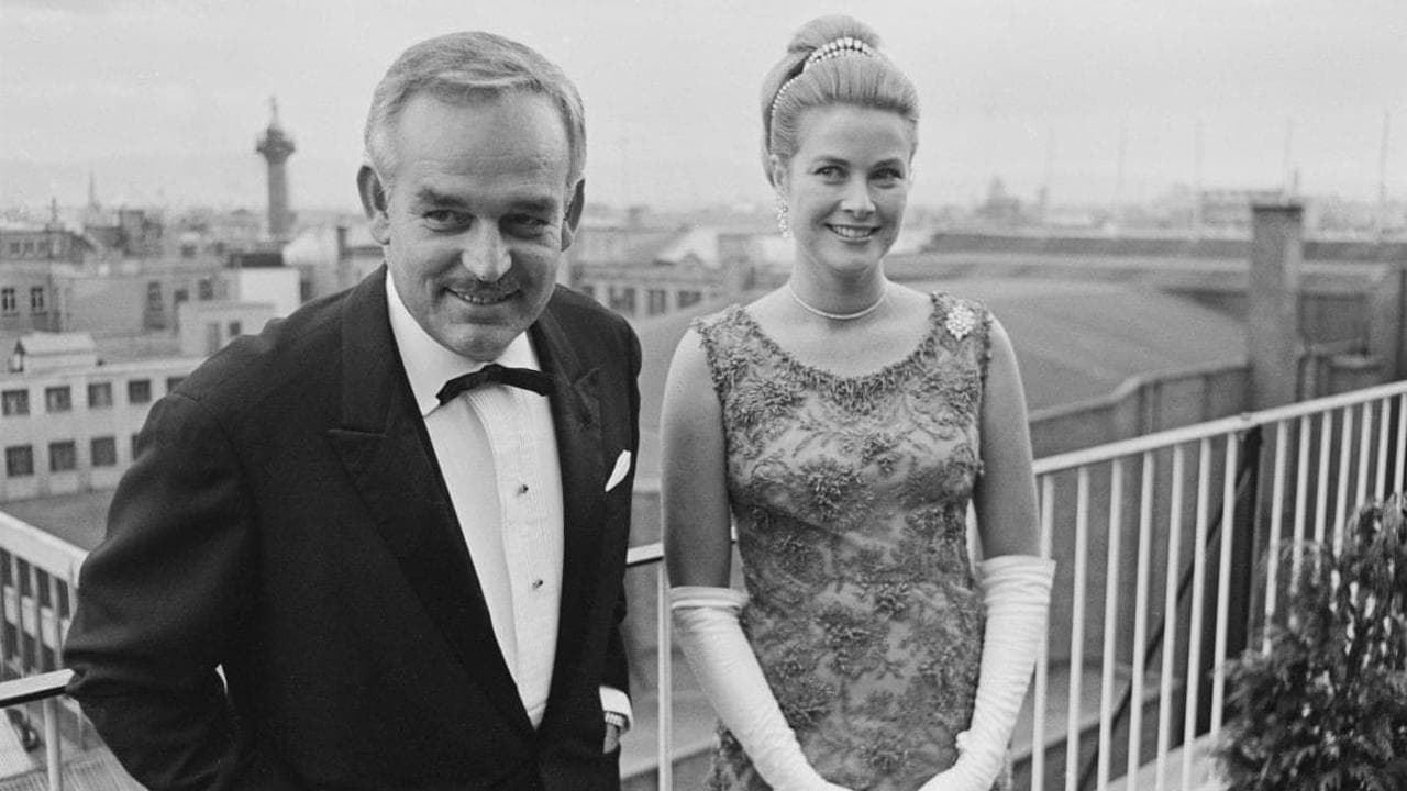 Grace Kelly e Ranieri III: la mostra che consacra l'eleganza eterna