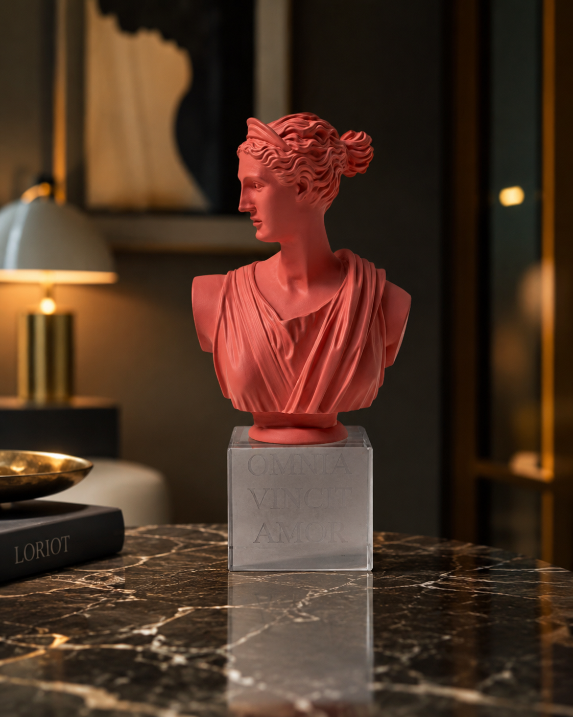 BUSTO ARTEMIDE CORALLO CHIARELA | in resina con cubo in vetro | 7x13cm