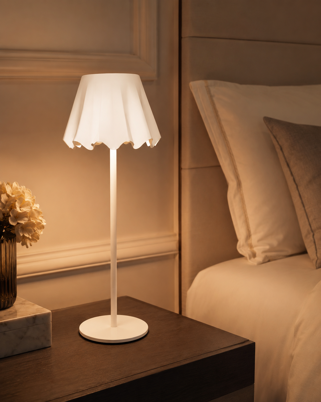 LAMPADA LED TOUCH ONDINA BRANDANI | in metallo vari colori | 14x14x36cm
