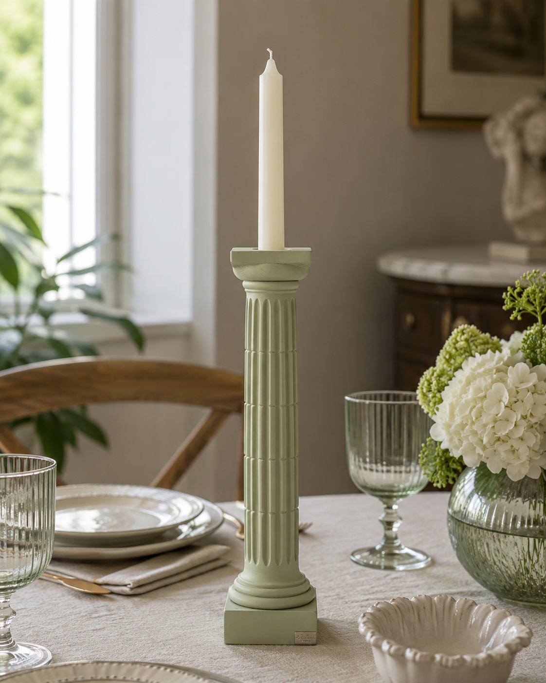 DORICA SALVIA CHIARAELA CANDLE HOLDER | in resin | 27cm